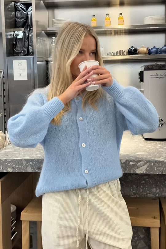 Button-Up Knit Cardigan with Long Sleeves for Women - Blue
