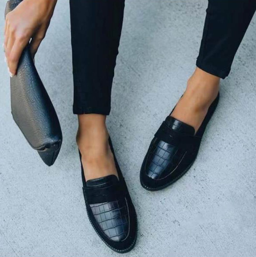 Crocodile Textured Loafers for Women - Black