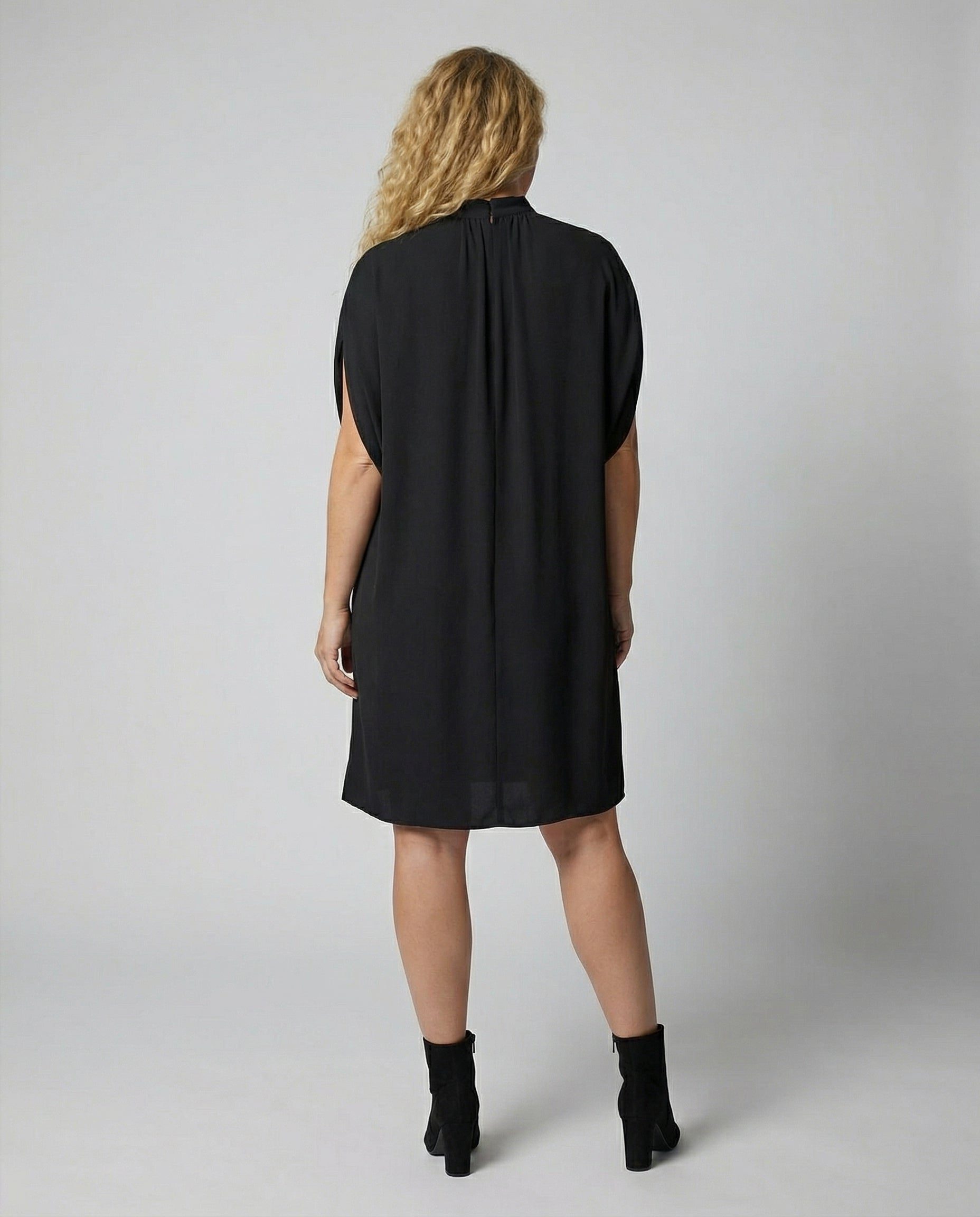 Loose Fit Short Sleeve Shift Dress for Women - View 2