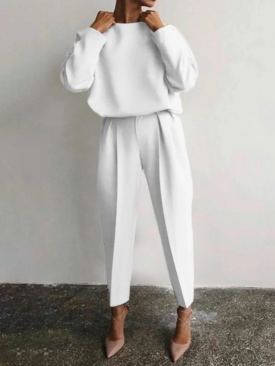 Oversized Pleated Trousers Set with Crew Neck for Women